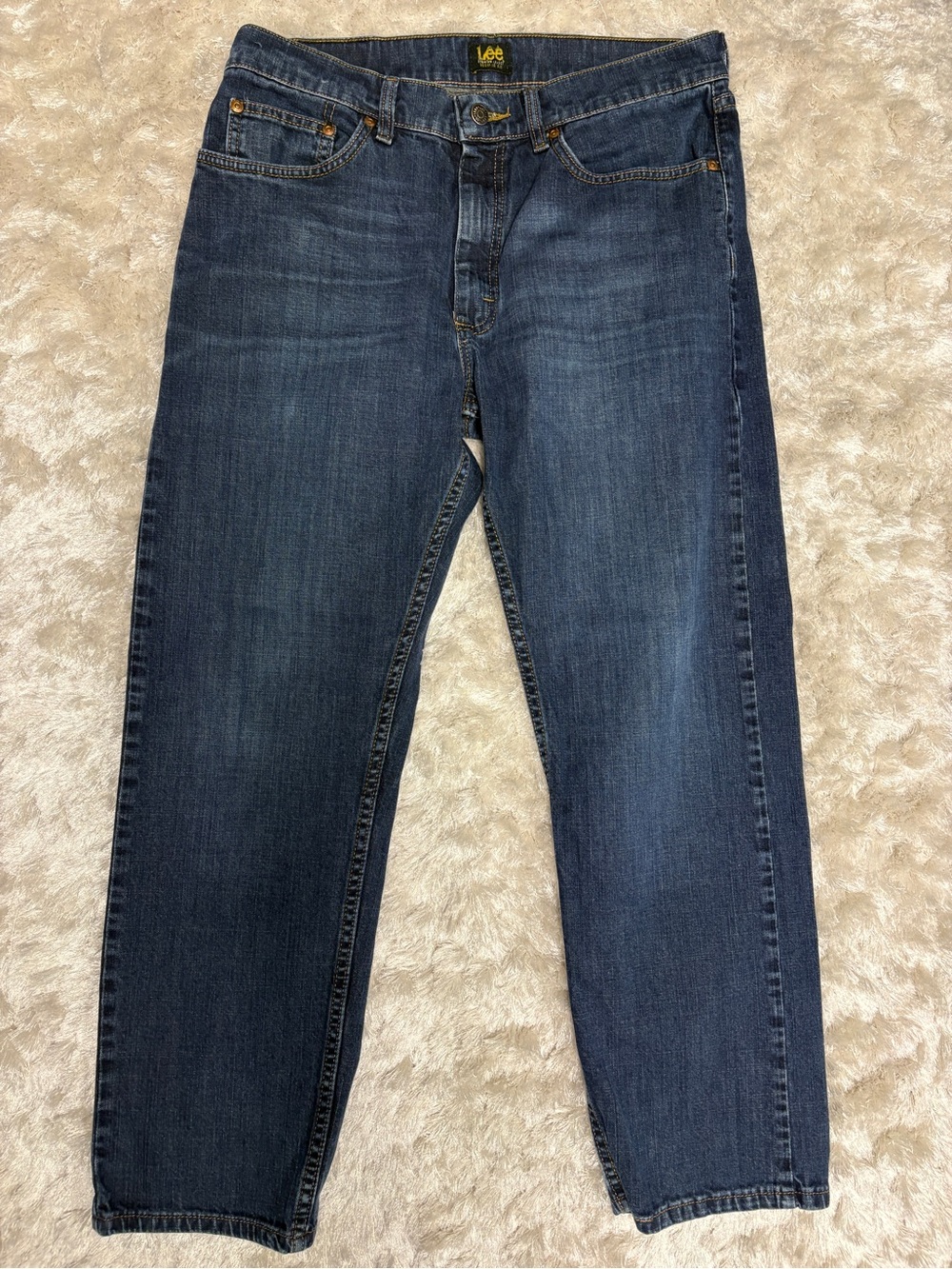 Lee Men's Dark wash Straight Leg Jeans: 33/29